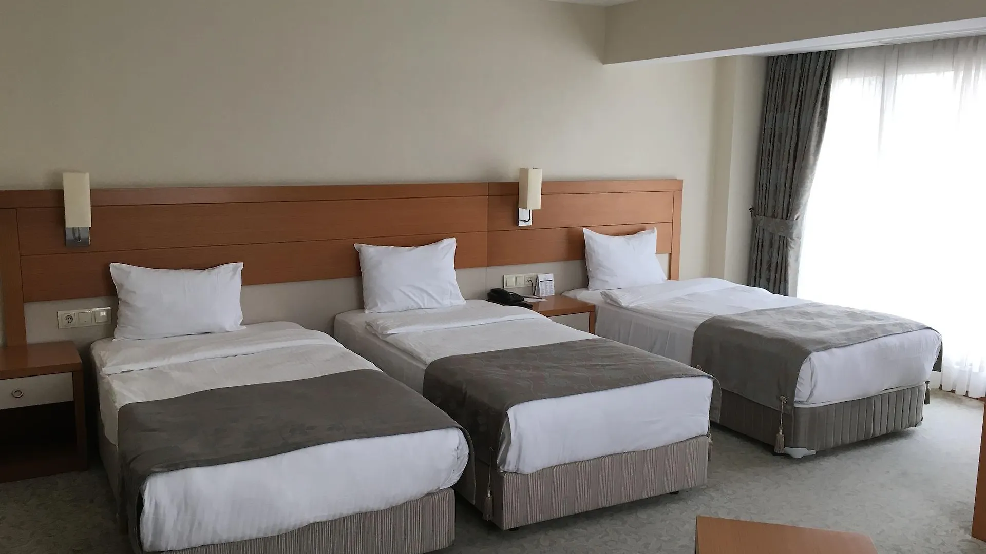 Mercia Hotels & Resorts Büyükçekmece 4*,